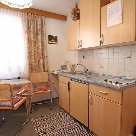 Delacher Guest house *
